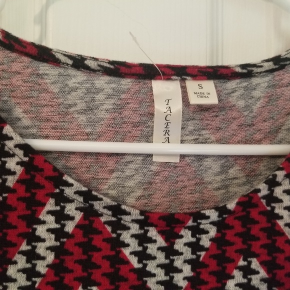 Tacera Knit Dress NWOT Small Multi-color Chevron - Picture 4 of 6